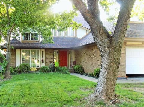 1119 Leafhurst Rd, Moore, OK 73160 photo 1