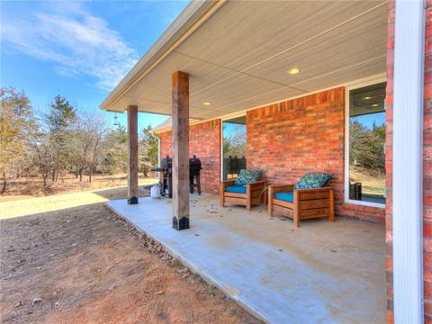 30302 Hardesty Dr, Mcloud, OK 74851 photo 3