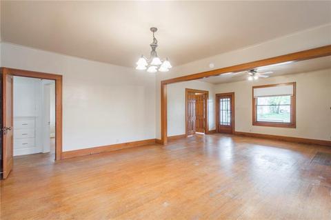 608 E Noble Ave, Guthrie, OK 73044 photo 8