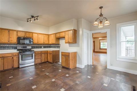 608 E Noble Ave, Guthrie, OK 73044 photo 11
