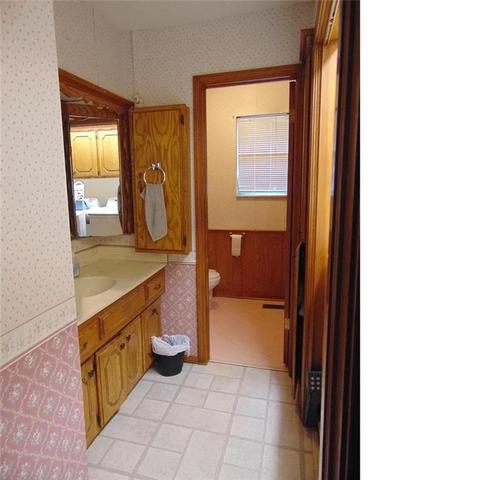 110 S Phillips St, Okeene, OK 73763 photo 2