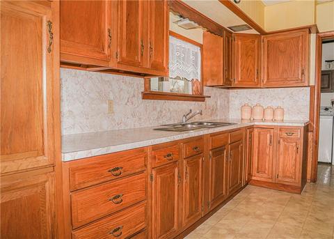 102 N Oak Ave, Erick, OK 73645 photo 4