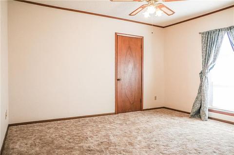102 N Oak Ave, Erick, OK 73645 photo 7