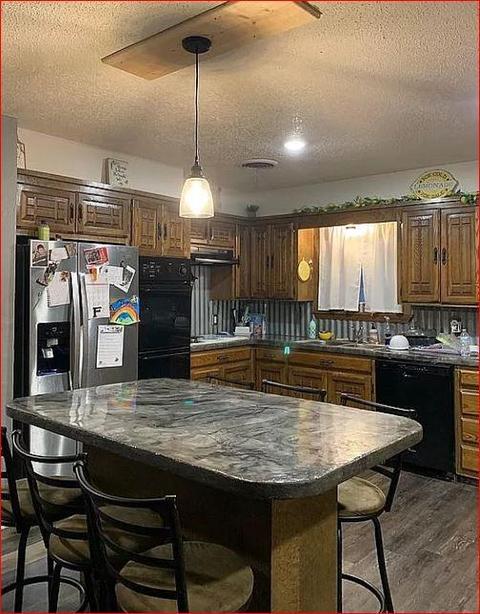 604 S 2nd St, Comanche, OK 73529 photo 3