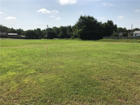234 E Main St, Moore, OK 73160 photo 1