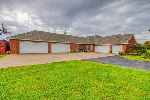 311 SE 27th St, Moore, OK 73160 photo 3