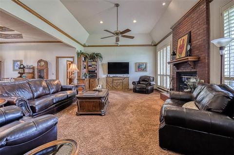 311 SE 27th St, Moore, OK 73160 photo 8