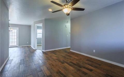 304 SE 1st St, Tuttle, OK 73089 photo 10