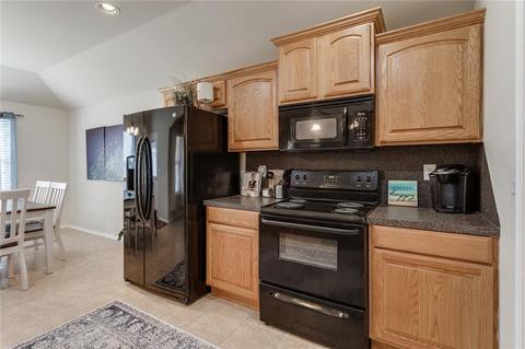 604 E Juniper Ln, Mustang, OK 73064 photo 15