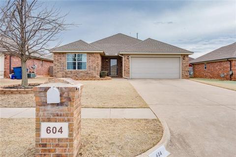 604 E Juniper Ln, Mustang, OK 73064 photo 2