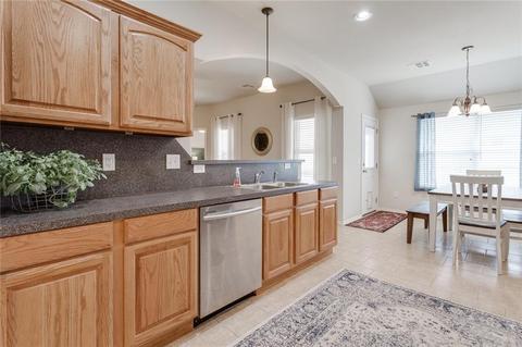 604 E Juniper Ln, Mustang, OK 73064 photo 14