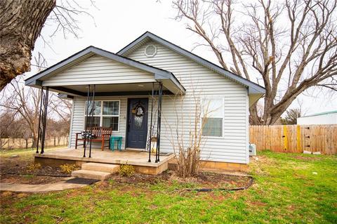 1402 S Pine St, Guthrie, OK 73044 photo 17
