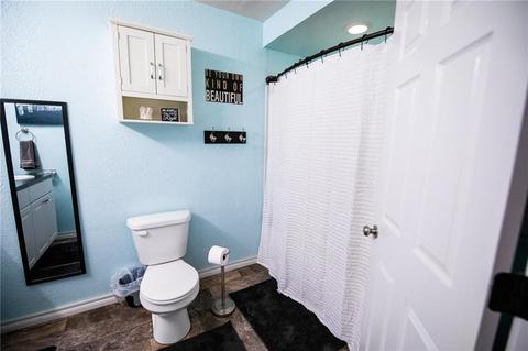 1402 S Pine St, Guthrie, OK 73044 photo 11
