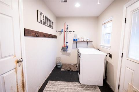 1402 S Pine St, Guthrie, OK 73044 photo 13