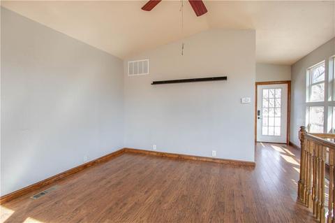 6401 E Simmons Rd, Guthrie, OK 73044 photo 11