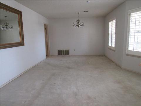 2405 Seminole Cir, Altus, OK 73521 photo 3