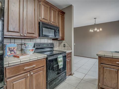 1759 E Rock Creek Rd, Tuttle, OK 73089 photo 13