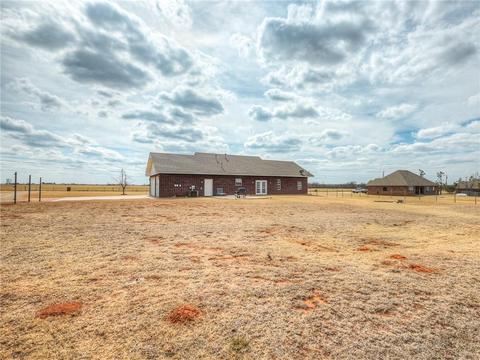 1759 E Rock Creek Rd, Tuttle, OK 73089 photo 33