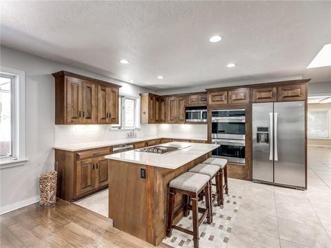 6 Rustic Hills St, Norman, OK 73072 photo 8