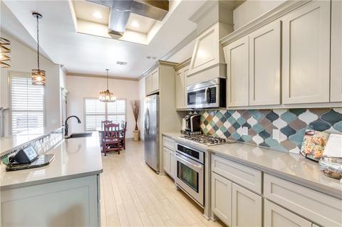 4809 Champlain Pl, Edmond, OK 73025 photo 6