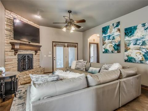 905 Ridgeway Dr, Moore, OK 73160 photo 6