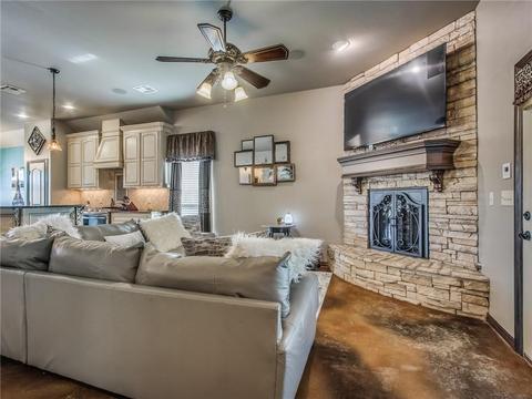 905 Ridgeway Dr, Moore, OK 73160 photo 7