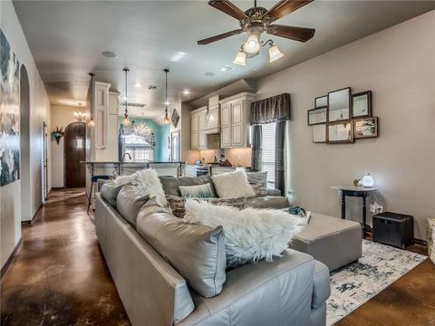 905 Ridgeway Dr, Moore, OK 73160 photo 3