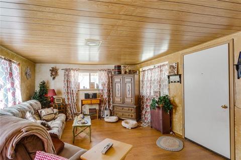 21085 E First St, Hinton, OK 73047 photo 6