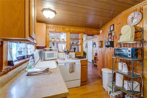 21085 E First St, Hinton, OK 73047 photo 11