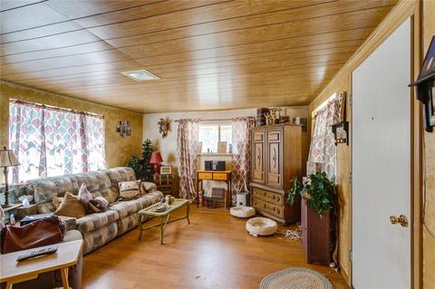 21085 E First St, Hinton, OK 73047 photo 5