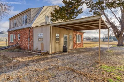 123 N Walnut Ave, Erick, OK 73645 photo 26
