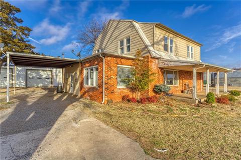 123 N Walnut Ave, Erick, OK 73645 photo 3