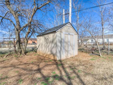 105 E 12th St, Edmond, OK 73034 photo 28
