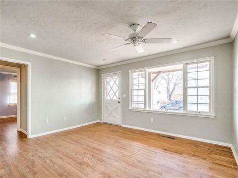 105 E 12th St, Edmond, OK 73034 photo 5