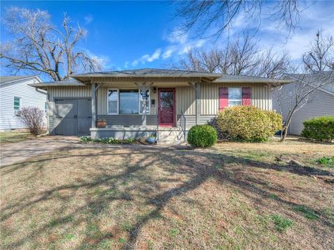 105 E 12th St, Edmond, OK 73034 photo 2
