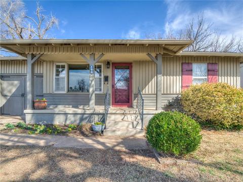 105 E 12th St, Edmond, OK 73034 photo 1