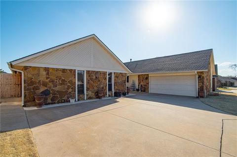 11732 Hackney Ln, Yukon, OK 73099 photo 2