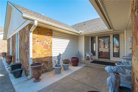 11732 Hackney Ln, Yukon, OK 73099 photo 3
