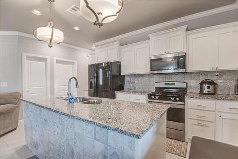 440 Fallview Ct, Edmond, OK 73034 photo 2