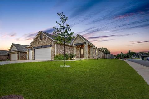 440 Fallview Ct, Edmond, OK 73034 photo 1