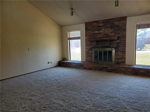 241 E Meade Dr, Yukon, OK 73099 photo 6