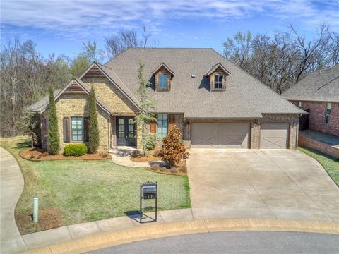 2701 Rustic Rd, Edmond, OK 73034 photo 1