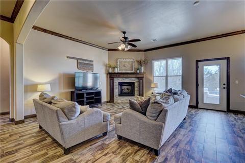 2000 NE 25th St, Moore, OK 73160 photo 8