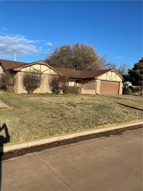 901 Cambridge Dr, Altus, OK 73521 photo 1