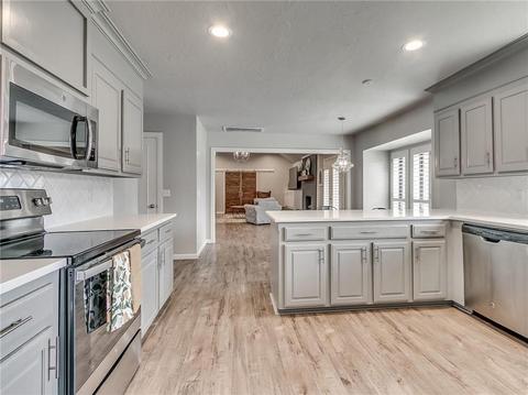 4606 Stable Dr, Norman, OK 73072 photo 13