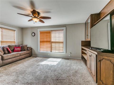 519 E 8th St, Chandler, OK 74834 photo 9