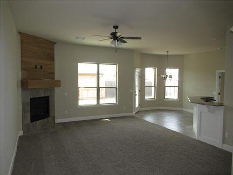 1017 Ridgeway Dr, Moore, OK 73160 photo 6