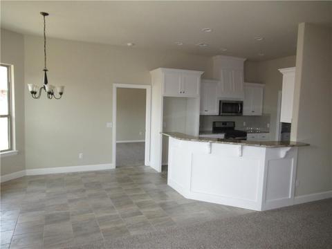 1017 Ridgeway Dr, Moore, OK 73160 photo 8