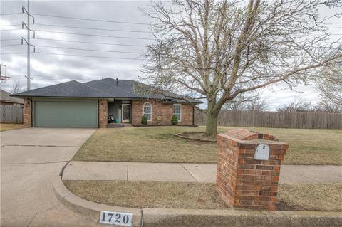 1720 Rasheed Rd, Edmond, OK 73003 photo 2