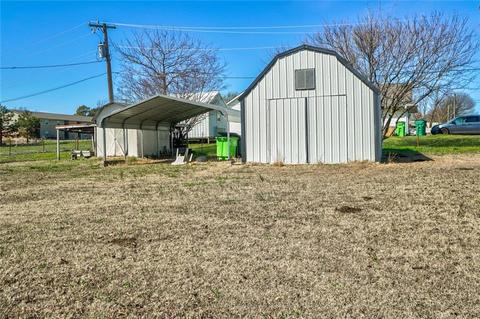 2103 Eighth St, Prague, OK 74864 photo 27